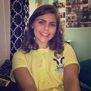 Meet your Posher, Ally